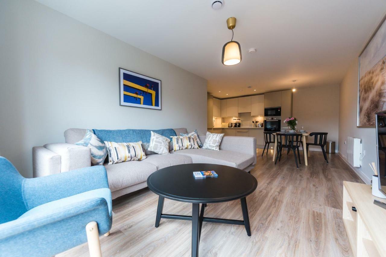5 Star Brand New City Centre Apartment เบลฟาสต์ ภายนอก รูปภาพ
