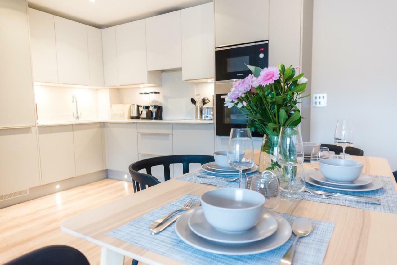 5 Star Brand New City Centre Apartment เบลฟาสต์ ภายนอก รูปภาพ