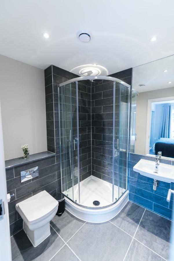 5 Star Brand New City Centre Apartment เบลฟาสต์ ภายนอก รูปภาพ